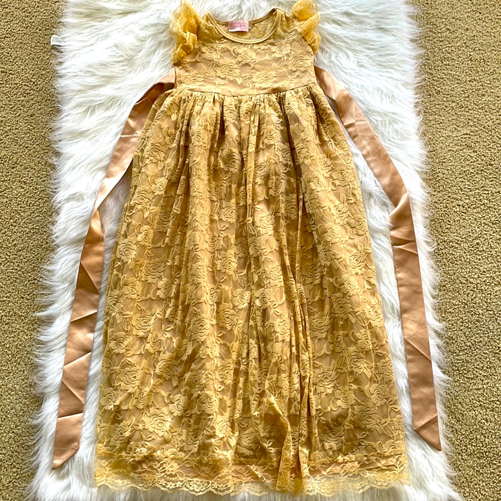 Think Pink Bows Size 10 Beige Dress Flower Girl Family Photo Shoot Elegant Sz 10